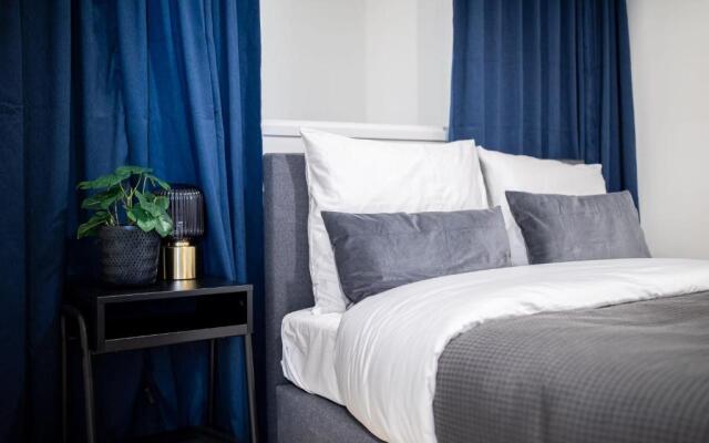 Grandiose 3 Bedroom Serviced Apartment 117m2 -NB304G-