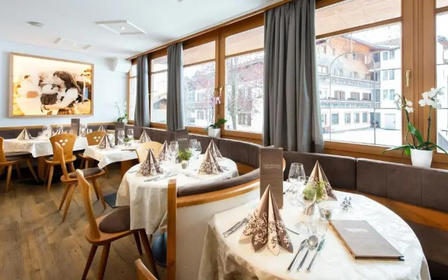 Hotel Alpenfrieden
