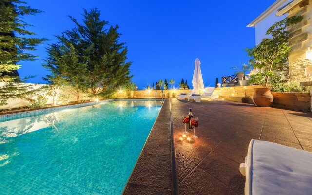 Ark Luxury Villa