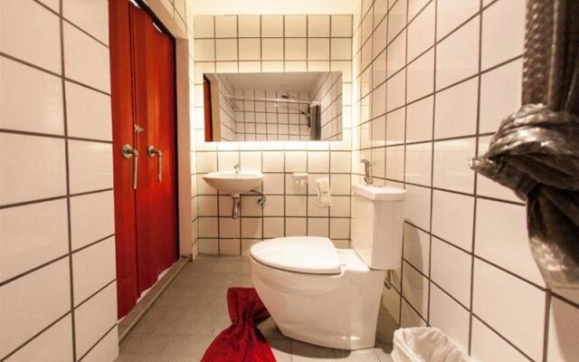 Little Box Hotel