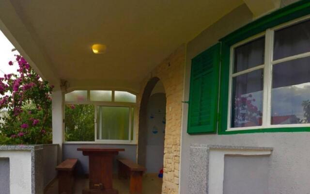 Maja - 80 m From Pebble Beach - A1 Prizemlje