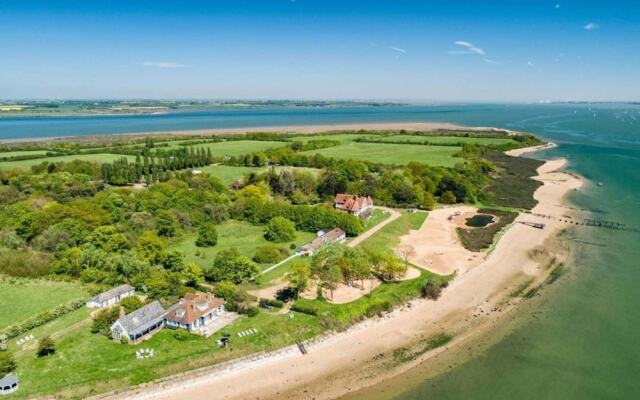 Rosetti House / 6-bed Home on Osea Island, Essex