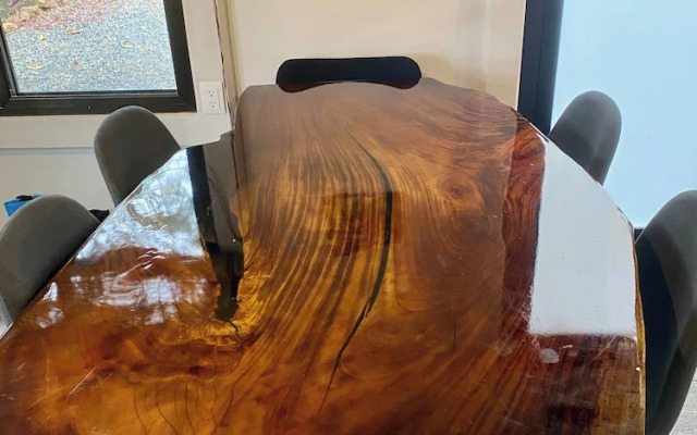 Pura Vidaville - Hiker's Hideaway