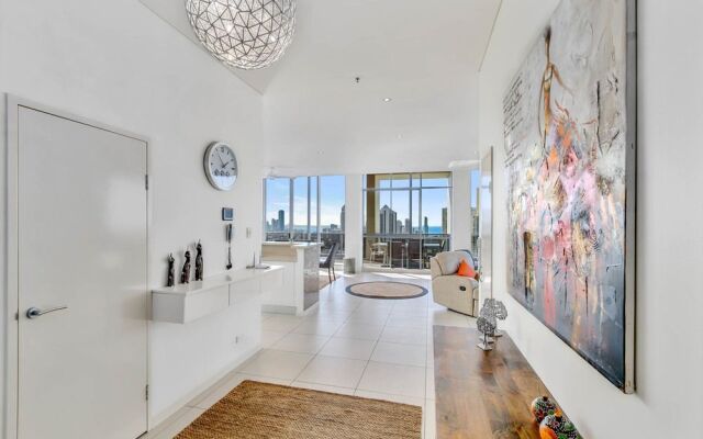 Surfers Paradise Penthouse