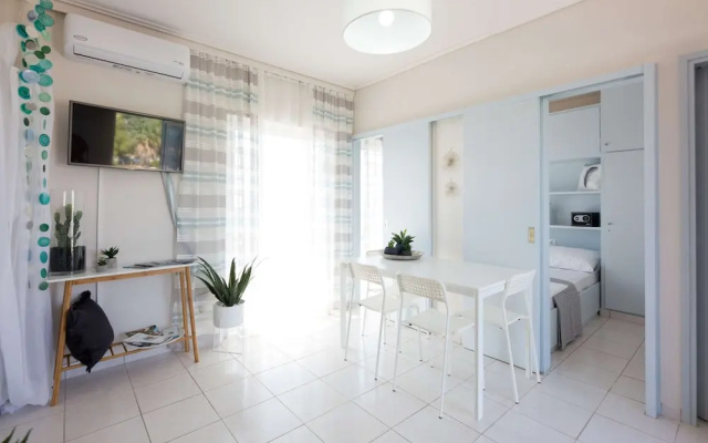 Loutraki Getaway - Cozy and Quiet Nest