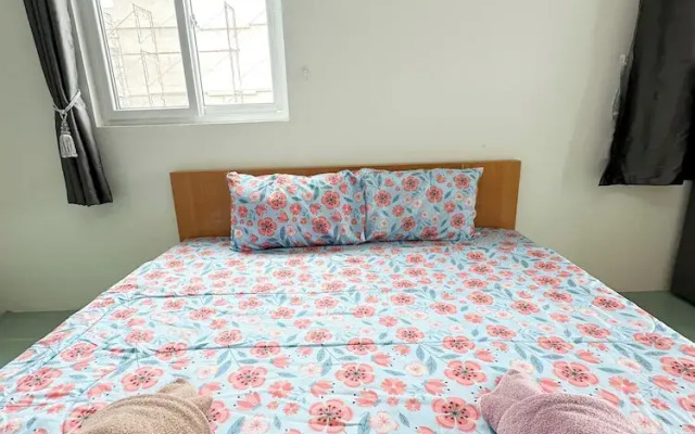 At Samutsakorn Suansom