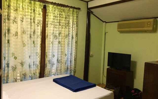 Tamarind Homestay & Camp