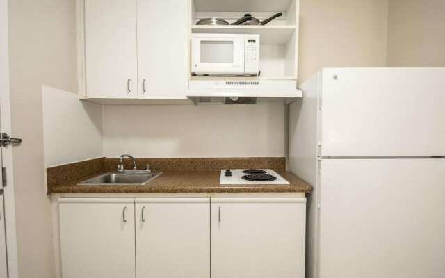 Suburban Studios Melbourne Airport