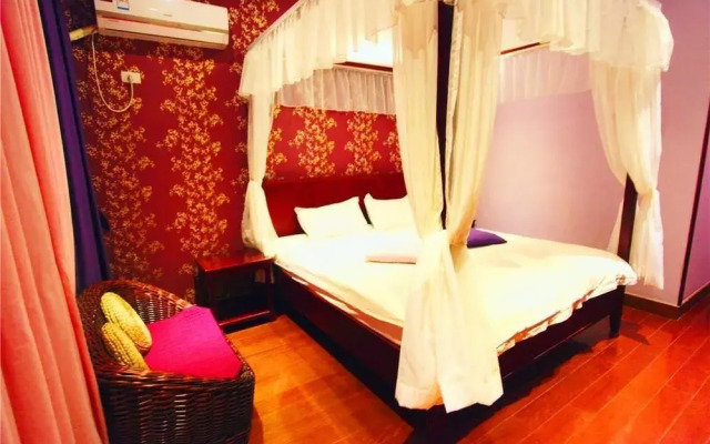 Wuzhen Yishuige Inn
