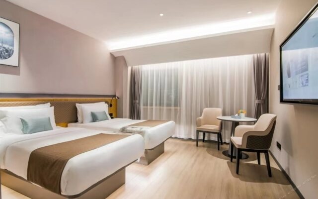 Sky Bird Hotel (Shanghai Hongqiao Airport)