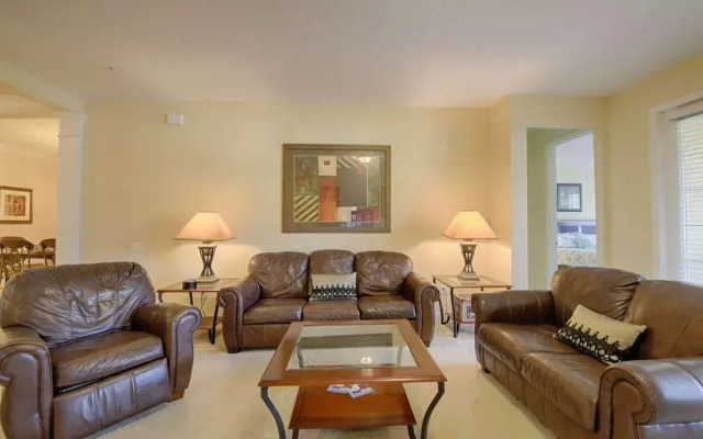 5036 105 Vista Cay