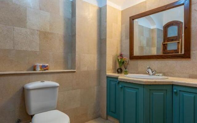 Lagoon View 1-Bedroom Apartment in West Golf El Gouna