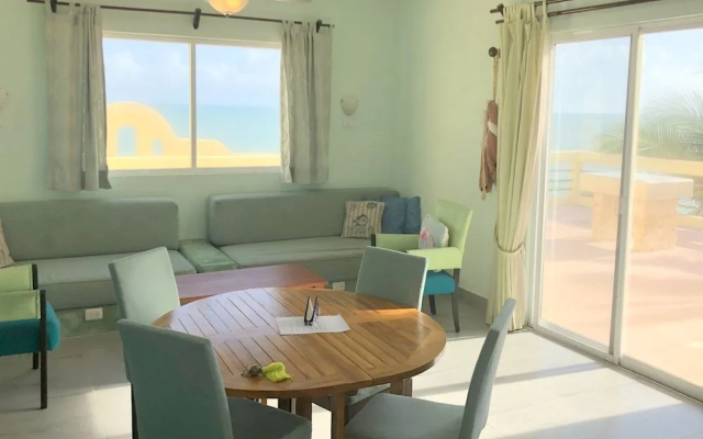 Flamingos Inn