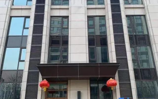 sunshine hotel