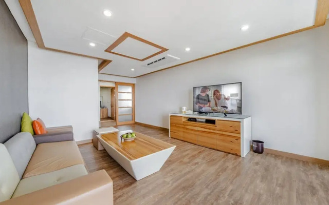 Gangneung Four Season Hotel and Pension