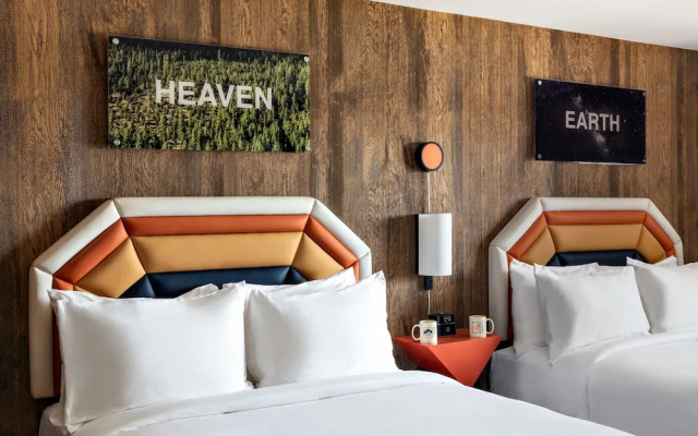 Americana Motor Hotel