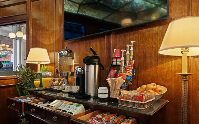 Crown Columbia Hotel, BW Premier Collection