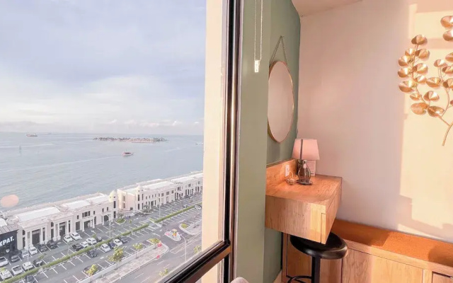 The Simply Look 1Br Apartment At Delft Ciputra Makassar
