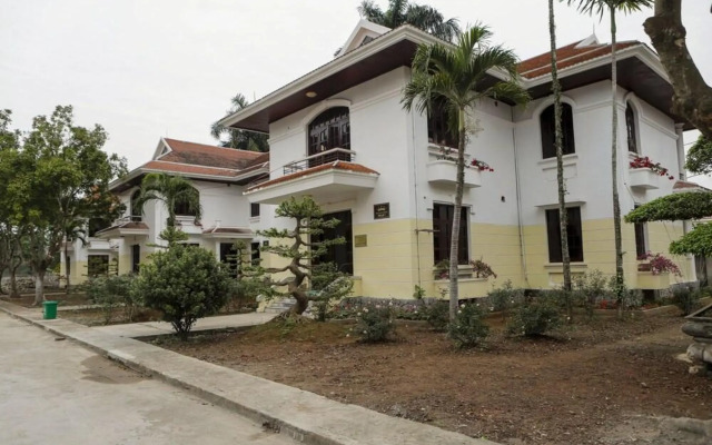 Van Xuan Royal Hotel