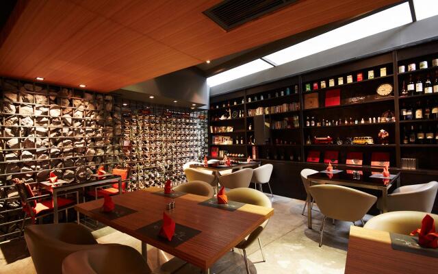 Oakwood Residence Sukhumvit 24 Bangkok