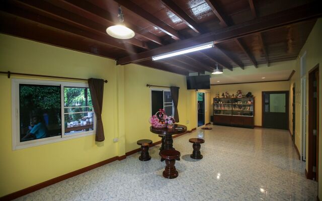 Khao Hin Tang Resort