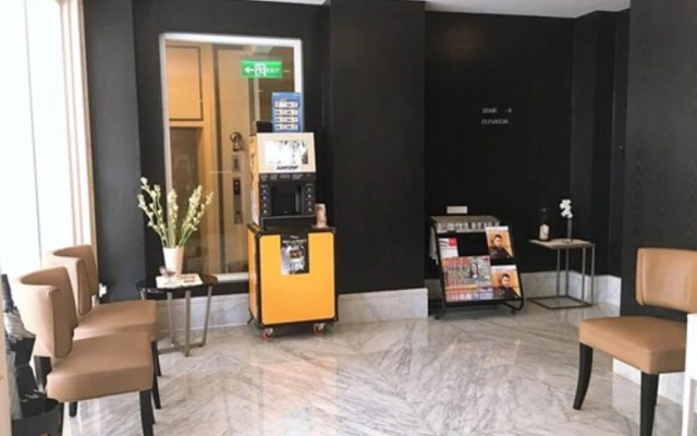 Le Mansion Senopati Hotel