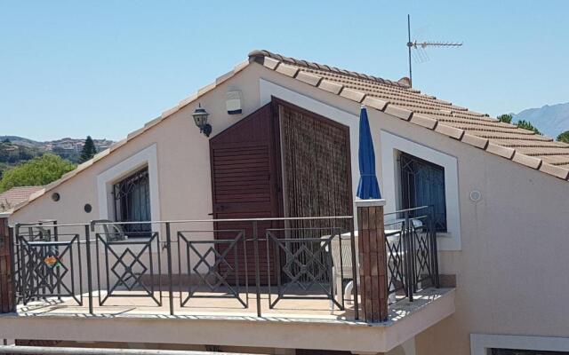 Rentopolis - Villa Amare