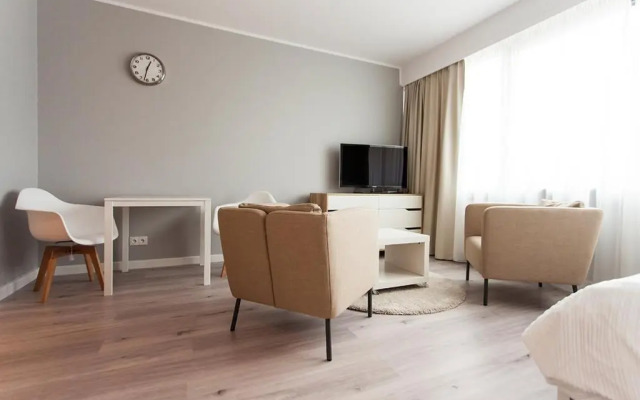 Silver Apartments
