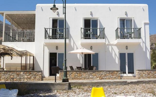 Uno Apartments