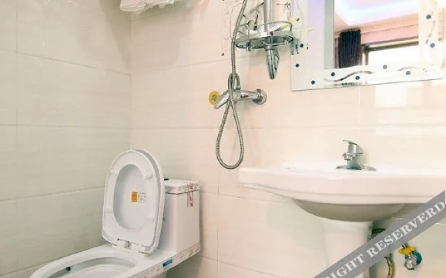 Ashley Hotel Dingziqiao