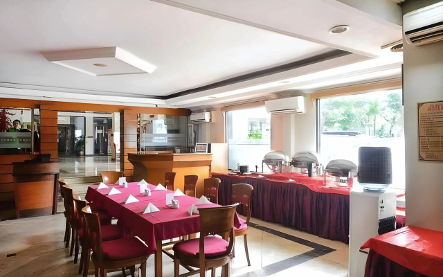 Hotel Mega Proklamasi