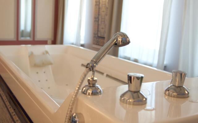 Grand Peterhof SPA Hotel