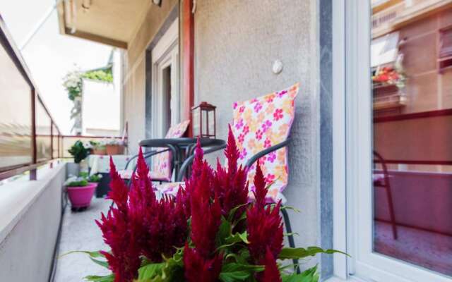 Adorable 2 Bedrooms Apartment in Athens