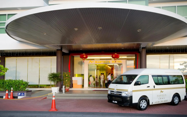 Marvelux Hotel