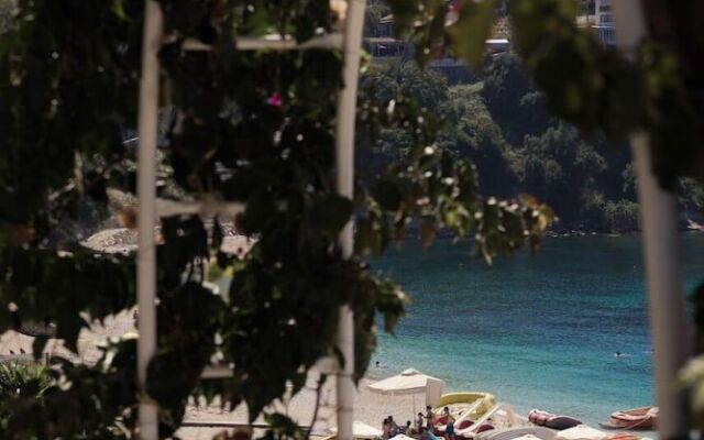 Ionion Beach Resort