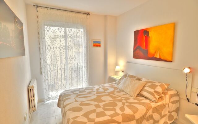 Lucy Apartment