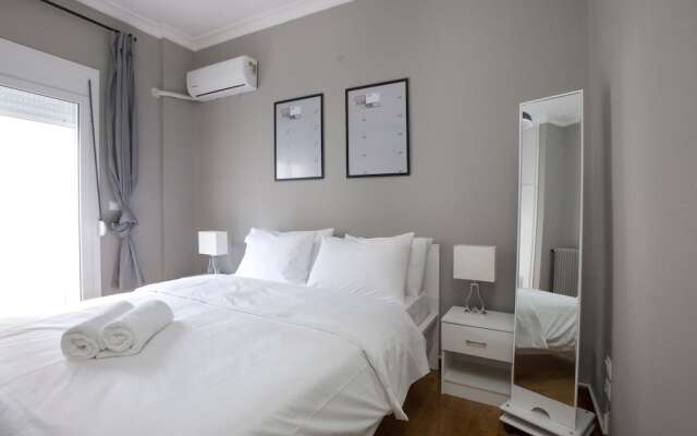 Nice Cute Apartment  in the Center of Athens