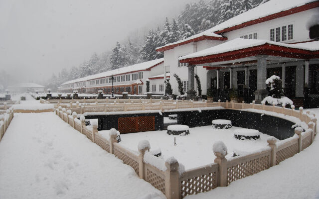 The Lalit Grand Palace Srinagar