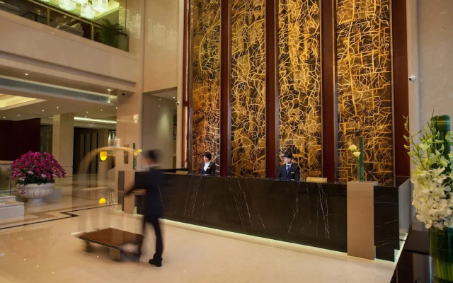 Classical Plaza Hotel