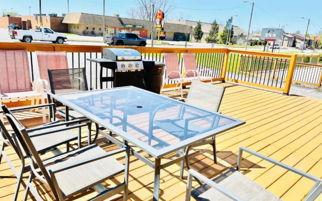 Niagara Holiday Apartment