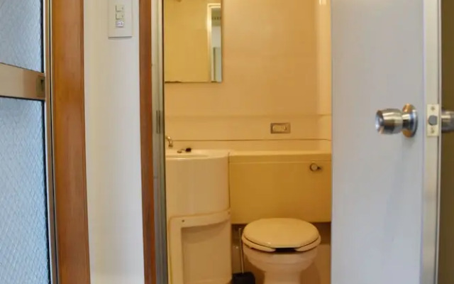 Tomarigi Hostel