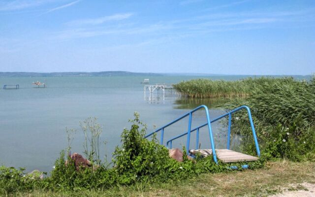 Balaton H614