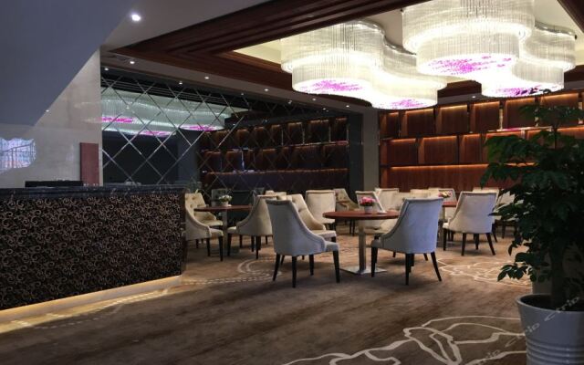 Zhonghe Hotel