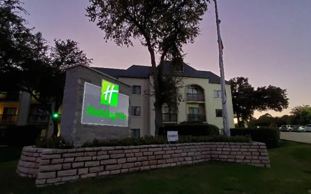 Holiday Inn Irving Las Colinas by IHG