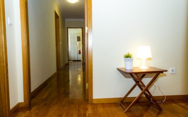 Liiiving in Matosinhos - City Beach Apartment