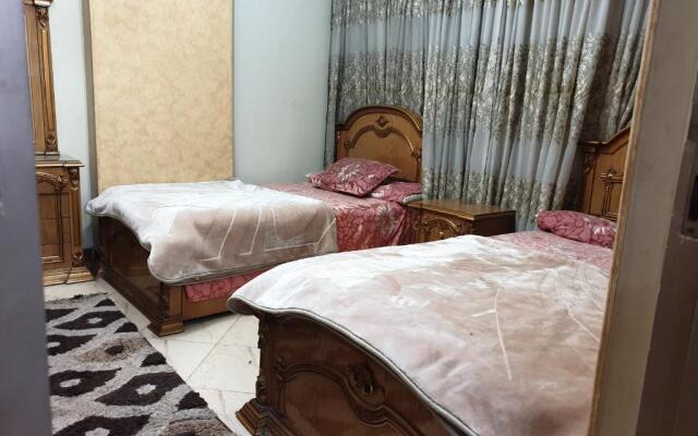 Comfy 3 Bedrooms Apartment in Cairo 96