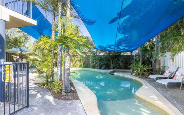 Dolphin Lagoon 196 Soldiers Pt Rd Luxury Escape