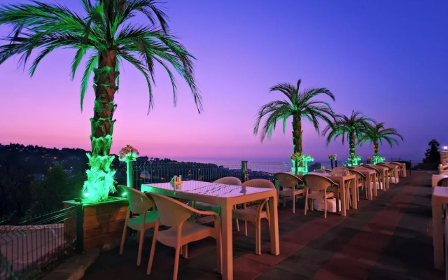 Perla Blanca Hotel