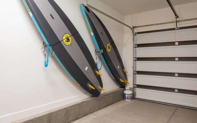 Desert Azul by RedAwning