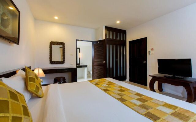 CAPITAL O75345 Praewa Villas Naiyang Phuket